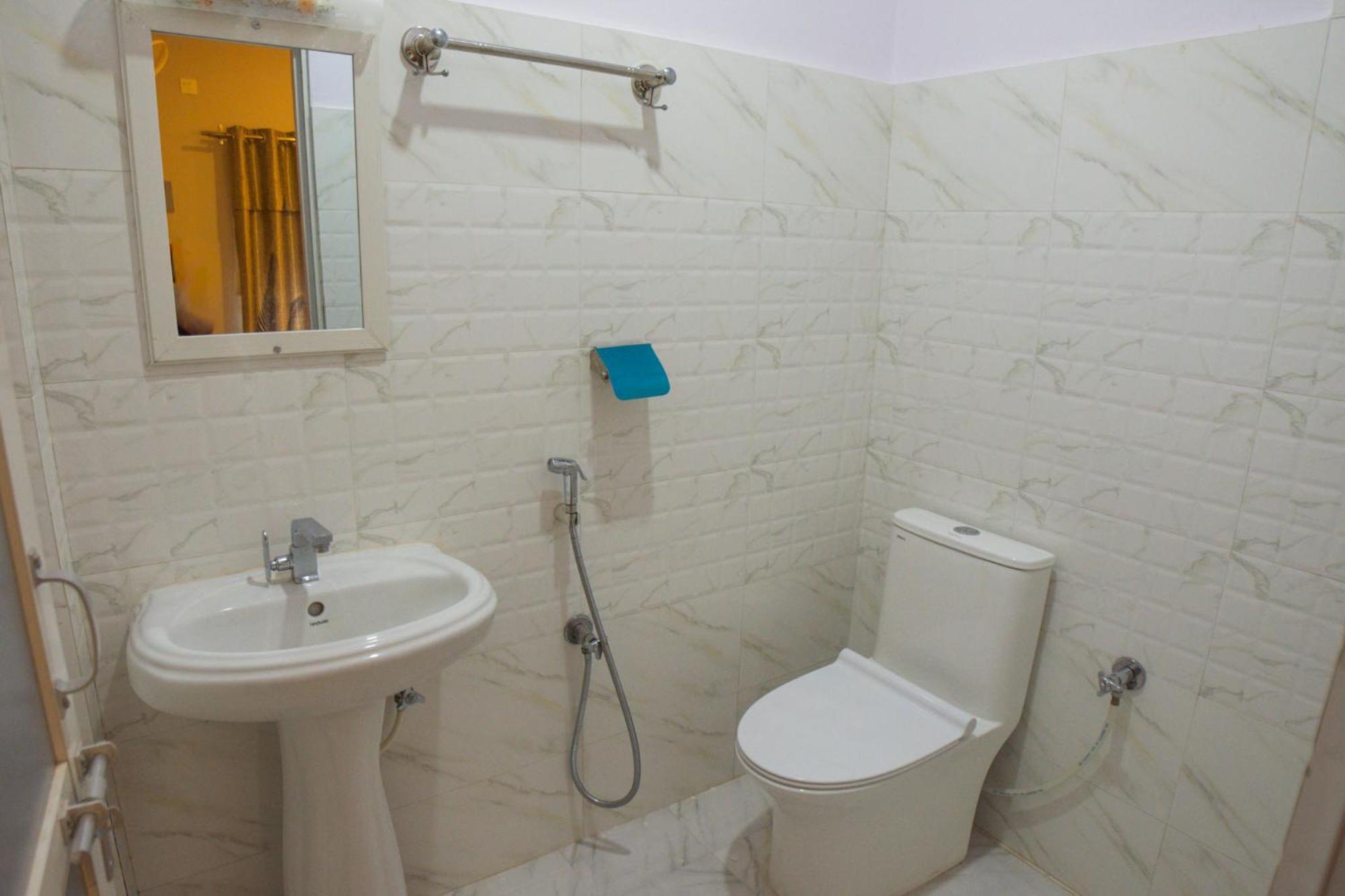 Galaxy Guest House Bhairāhawā Cameră foto